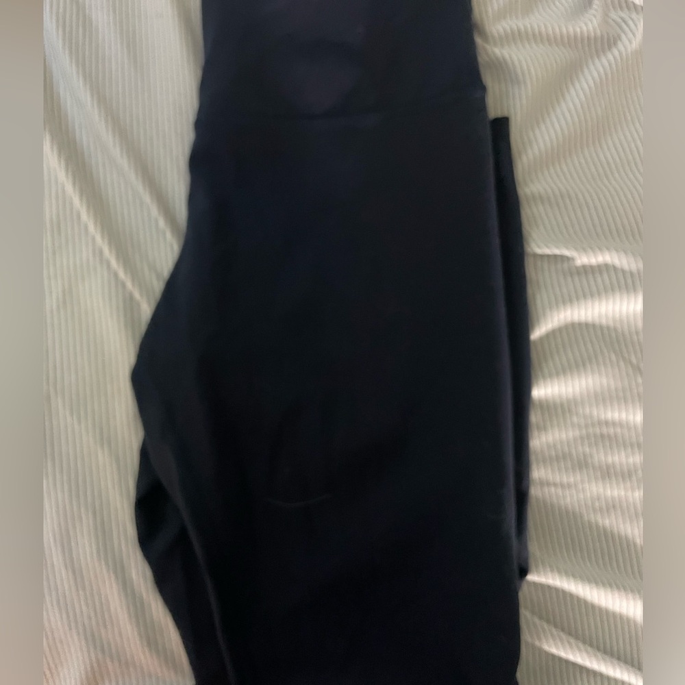 These are Lululemon leggings. Size 12 Navy color